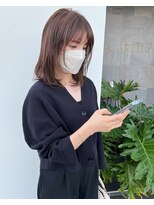 メゾン アヴァロ(Maison Avallo)&nbsp;グレージュカラーのレイヤースタイル