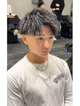 スキル 渋谷(SKILL) フェードカット/バリアート/刈り上げ/メンズショート/短髪