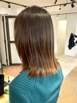 ファイブシーン アオヤマ(5SCENE AOYAMA) 切りっぱなしボブミニボブパーマくびれボブ外ハネボブブリーチ