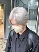 ホワイトシルバーメンズハイトーンケアブリーチセンターパート