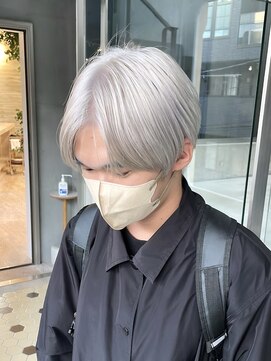 ヲタク(wotaku.) ホワイトシルバーメンズハイトーンケアブリーチセンターパート