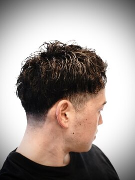 アパッシュ 東光店(Apache) テーパーフェード×緩パーマ