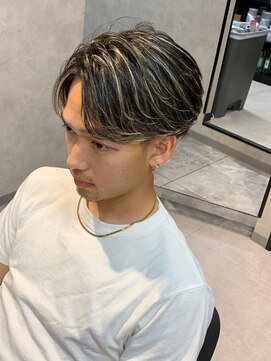 アッドバイケーツー 心斎橋(add by k-two Men's) 大人ハイライト/ブリーチ/流しセンターパート/メンズカット