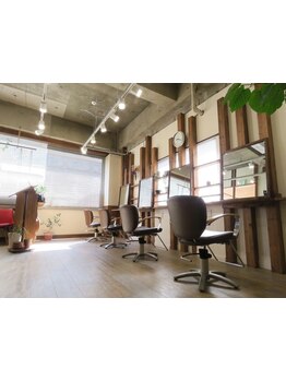 【千本中立売】大人女性&メンズからの指示が絶えない人気店♪カットに自信あり。髪質改善メニューも◎