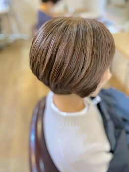 レッド(RED)の写真/【田無駅Newopen】頭皮や髪に優しい薬剤を使用し、ダメージを最小限に抑えながら艶感のある仕上がりに♪