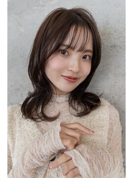 スミス 上野(smith) レイヤーカットハッシュカット顔まわりミディアムロング