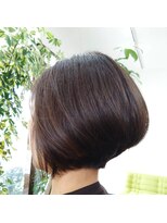 ラルシー(Larucy)&nbsp;前下がりボブ