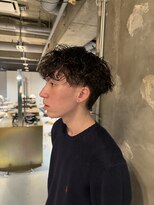 アカ(ACA)&nbsp;波巻ツイストスパイラルパーマ