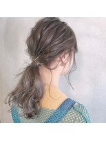 ミント(mint) *暑い夏は可愛いグレーなカラーとゆるふわポニーテールで*