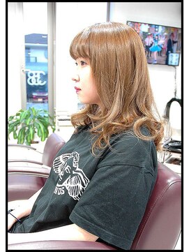 メタ(META) TWICEの髪色