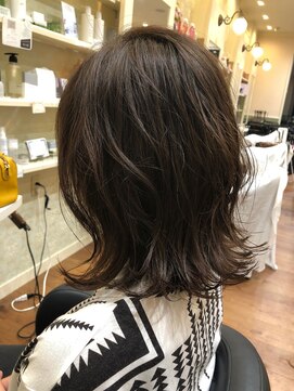 ビーズアモール 大府店(B's amor) 外ハネレイヤーボブ