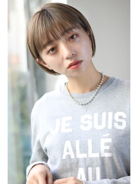 リップス デリコ(LIPS derico) 【LIPSderico/鈴木初穂】耳かけ切りっぱなしボブ