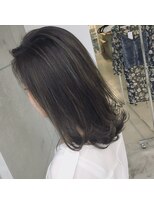 ウェグ 難波(WEG)&nbsp;【WEG/難波/道頓堀】抜け感ヘア/髪質改善/外ハネ/オリーブグレー