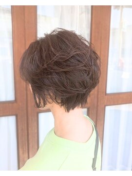 モック(moc) 大人ショートボブ