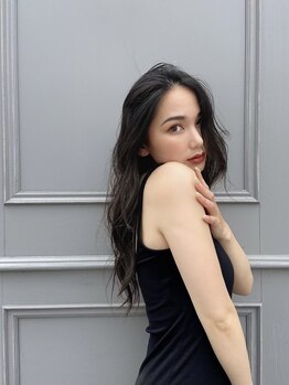 フェニーチェ(fenice international hair salon)の写真/お手頃価格で気軽に通えるのが嬉しい！あなたの魅力を最大限に引き出すカラーで、毎日をもっと楽しく♪