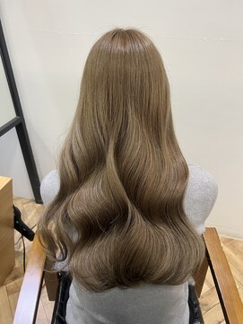 ジーナエス 札幌(Zina S) milk tea beige