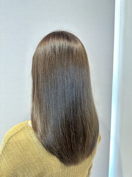 オリジンズヘアーセカンド 守谷店(Origins hair 2nd) アッシュ系カラー × BYKARTE TR