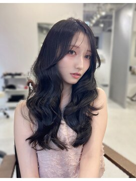 ハピネス 梅田茶屋町店(HAPPINESS) レイヤーカット/韓国ヘア/髪質改善/顔周り/ブルーブラック