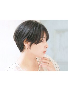【旧居留地】人それぞれの骨格・パーツを見極めて、自信のもてる上品で可愛いショートやボブを提案♪