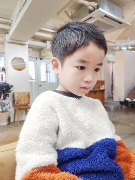 スーハ 恵比寿(SUUHA) キッズカット/束感スパイキーヘア/ショートボウズ/幼児子連れOK