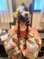 コワファースト パリ バイ アテナ(COIFF1RST PARIS by ATENA) 編みおろしアレンジ