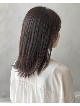 スイ バイティティ 川崎店(suis. by titi) ミディアムストレート