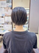 トレセッテ(tre sette)&nbsp;ボーイッシュよりのショートレイヤースタイル