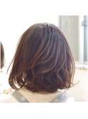 ミディアムロブスタイル