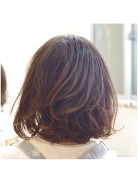 バレット(BALETT) ミディアムロブスタイル