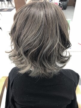 ライブヘアー セック 南柏店(Live Hair SEC) 外国人カラーシルバーアッシュ