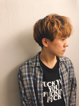 プレミアムバーバー 銀座店(PREMIUM BARBER produce by HIRO GINZA) ハイトーンマッシュスタイル