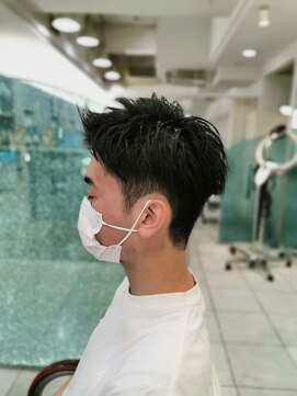 クオーター(QUARTER) スパイキーショート