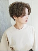 束感、毛流れが魅力のセンターパートショート♪