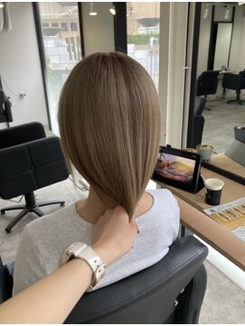 ラフ 難波店(LAFF) #黒髪#ボブルフ#ネビージュ#小顔#ワンレン