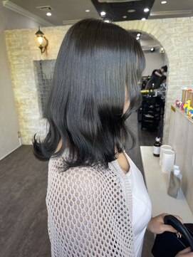 ルクスバイアフィナー(Luxo by Afinar) ダークグレー