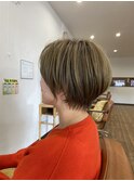 くびれショートボブ