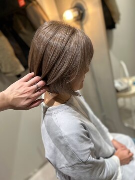 エルピス 中央林間店(elpis) 白髪ぼかし / ショートボブ