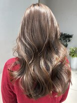 ヴェイン 渋谷(vain)&nbsp;イルミナカラーレイヤーカット顔まわりカット大人ヘア