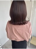 ピンクベージュ