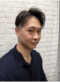 ラフに決まるツーブロショート