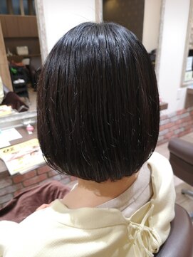 ルシードスタイル クリザンテーム ワンレン