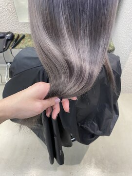 ペレ 栄店(PELE) グレーシルバー