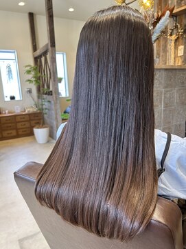 ピーロ(piilo) トリートメントストレート