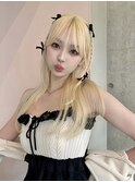 ホワイトブロンド みつあみアレンジ