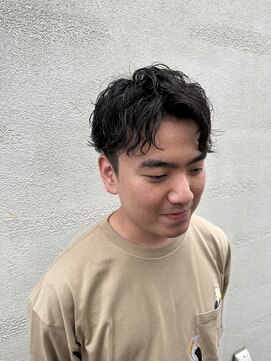 マカロンコワフュールドウシワカマル(macaron coiffure de ushiwakamaru) ツイストスパイラルパーマ