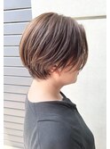 透け感のあるショートボブ×透明感のあるイルミナカラー