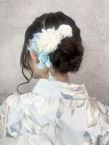 サイドシニヨン