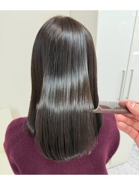 サロンドニケ 髪質改善でダメージレス艶髪サラサラ♪乾燥、絡まりに負けない！