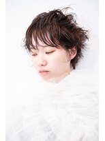 ビハインドザカーテン(BEHIND THE CURTAIN)&nbsp;ショートレイヤー×くせ毛風ニュアンスパーマ