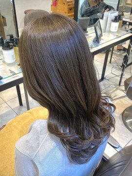 ネオリーブギンザ 銀座店(Neolive GINZA) オリーブグレージュ